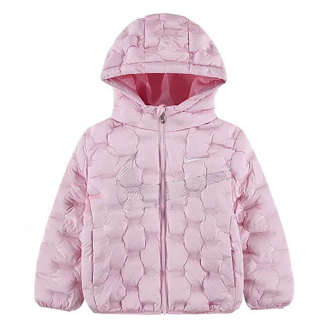 ДЕТСКО ЯКЕ ЗА МОМИЧЕ NIKE 36N108-A9Y SEAMLESS QUILT PUFFER JKT РОЗОВО - Lotus Sport ДЕТСКО ЯКЕ ЗА МОМИЧЕ NIKE 36N108-A9Y SEAMLESS QUILT PUFFER JKT РОЗОВО