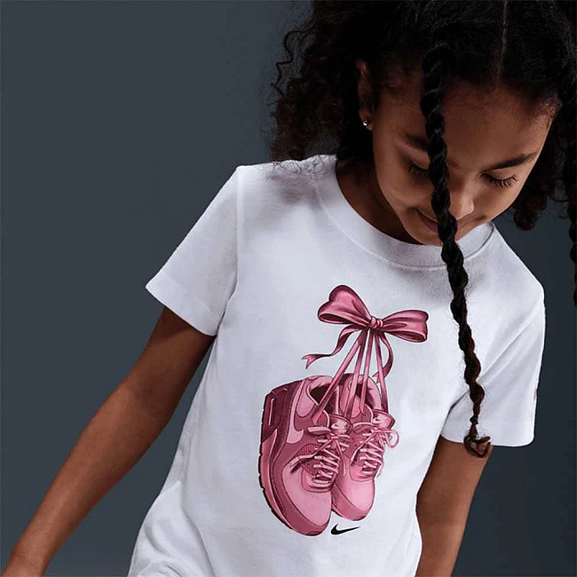 ДЕТСКА ТЕНИСКА ЗА МОМИЧЕ NIKE 36N345-001 BOWMAX SS TEE БЯЛА