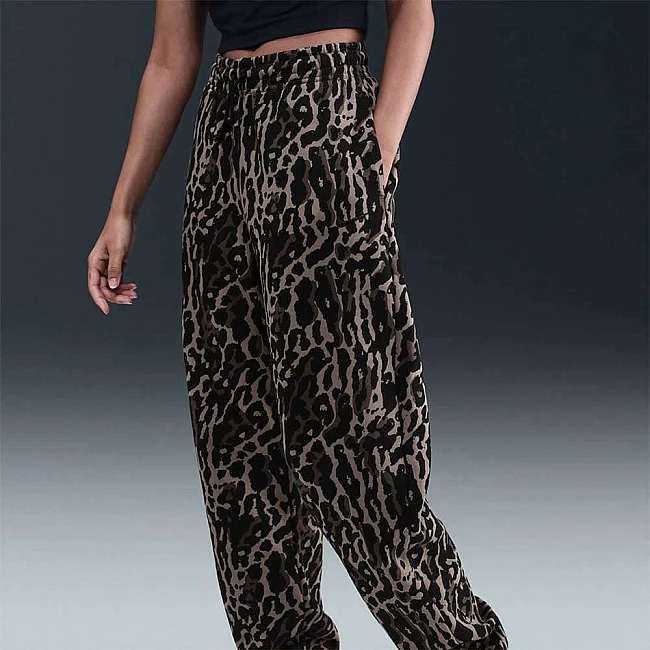 ДАМСКО ДОЛНИЩЕ NIKE IB2366-010 NSW PHNX FLC HR OS AOP PNT ЧЕРНО