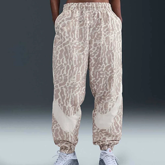 ДАМСКО ДОЛНИЩЕ NIKE IB7266-009 NSW TREND WVN HBR AOP PANT СИВО