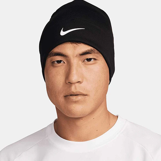 ЗИМНА ШАПКА NIKE FQ8292-010 DF PEAK BEANIE SC P TM ЧЕРНА