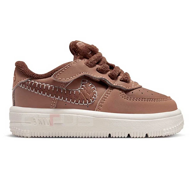 ДЕТСКИ ОБУВКИ NIKE IO7686-200 AIR FORCE 1 LOW EASYON LIL BT КАФЯВИ