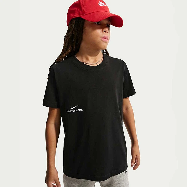 ДЕТСКА ТЕНИСКА ЗА МОМЧЕ NIKE II0392-010 NSW TEE OFFICIAL ЧЕРНА