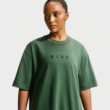 ДАМСКА ТЕНИСКА NIKE HV4957-323 NSW LUXE SS TEE RELAX ЗЕЛЕНА