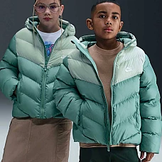 ДЕТСКО ЯКЕ NIKE IB6164-017 NSW TF ADP PUFFER COLORBLOCK ЗЕЛЕНО