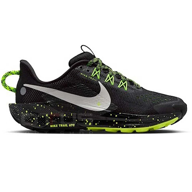 ДЕТСКИ МАРАТОНКИ ЗА МОМЧЕ NIKE FV5638-006 PEGASUS TRAIL 5 GS ЧЕРНИ