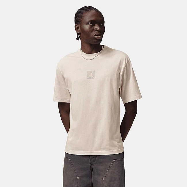 МЪЖКА ТЕНИСКА NIKE IF3064-110 JORDAN ELE GFX SS CREW БЕЖОВА