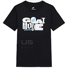ДЕТСКА ТЕНИСКА ЗА МОМЧЕ NIKE II0459-010 NSW TEE GOAT MODE ЧЕРНА ДЕТСКА ТЕНИСКА ЗА МОМЧЕ NIKE II0459-010 NSW TEE GOAT MODE ЧЕРНА