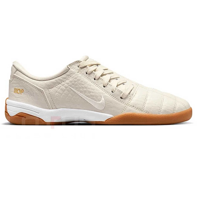 ДАМСКИ МАРАТОНКИ NIKE IF3947-002 TOTAL 90 БЕЖОВИ