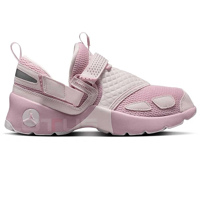 ДАМСКИ МАРАТОНКИ NIKE HQ2164-607 JORDAN TRUNNER LX РОЗОВИ