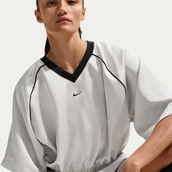 ДАМСКА ТЕНИСКА NIKE IH1330-072 NSW OFFLN WVN STN SS TOP БЕЖОВА