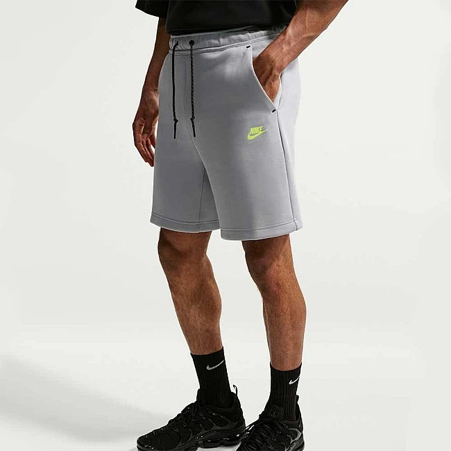 МЪЖКИ КЪСИ ПАНТАЛОНИ NIKE IM0693-077 TECH FLC SHORT СВЕТЛОСИВИ