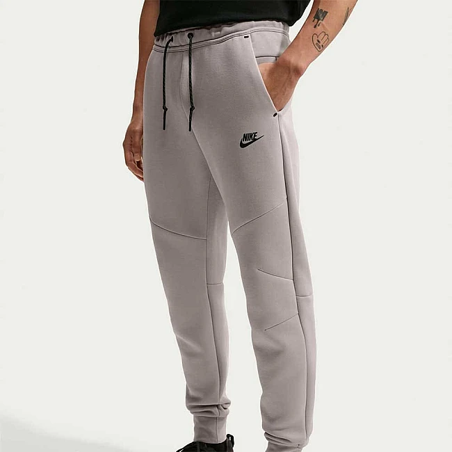 МЪЖКО ДОЛНИЩЕ NIKE HV0959-009 TCH FLC JGGR СВЕТЛОСИВО