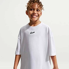 ДЕТСКА ТЕНИСКА ЗА МОМИЧЕ NIKE IO2031-100 NSW TEE OS STREET VERT WINGS БЯЛА ДЕТСКА ТЕНИСКА ЗА МОМИЧЕ NIKE IO2031-100 NSW TEE OS STREET VERT WINGS БЯЛА