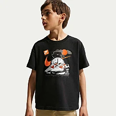 ДЕТСКА ТЕНИСКА ЗА МОМЧЕ NIKE IU3911-010 NSW TEE PHOTO RISE ЧЕРНА
