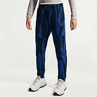 ДЕТСКО ДОЛНИЩЕ ЗА МОМЧЕ NIKE IU4391-451 NSW TCH FLC JGGR AOP ТЪМНОСИНЬО