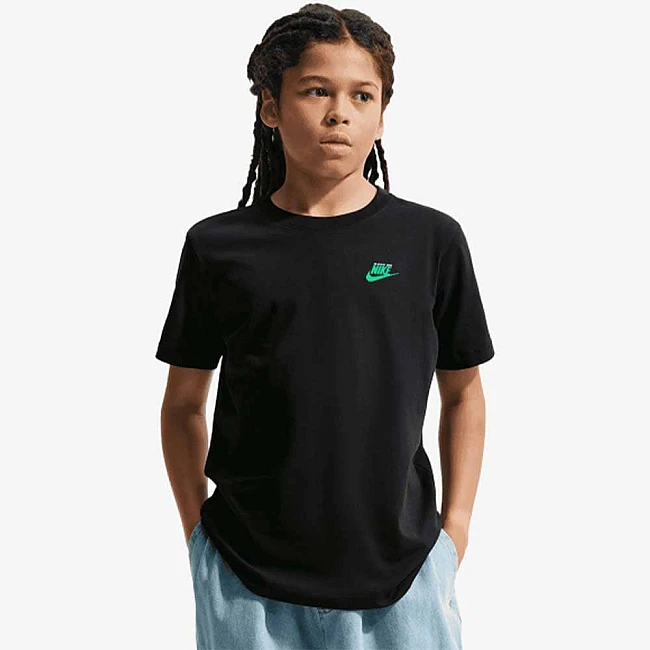 ДЕТСКА ТЕНИСКА ЗА МОМЧЕ NIKE IV5586-010 NSW TEE BREAD ЧЕРНА