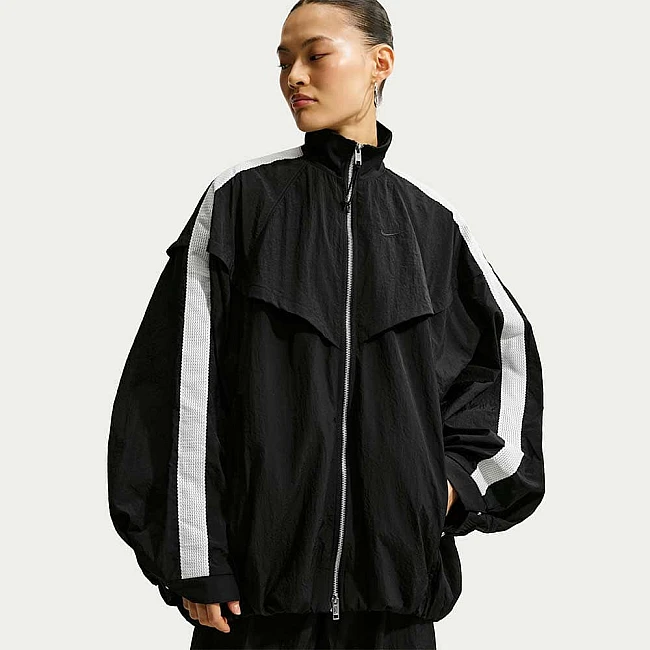 ДАМСКО ГОРНИЩЕ NIKE IM8165-010 BALLOON TRACK JKT ЧЕРНО