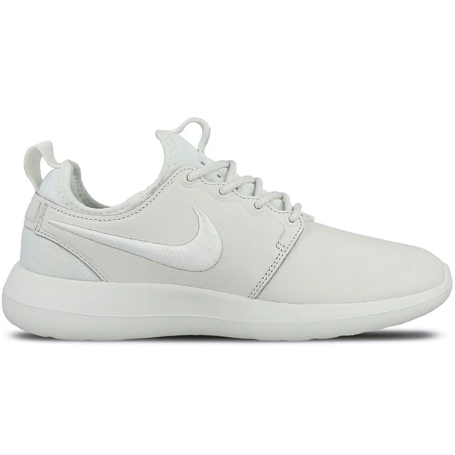 ДАМСКИ МАРАТОНКИ NIKE ROSHE TWO SI WHITE