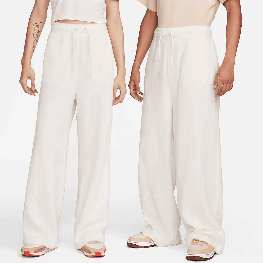 ДАМСКО ДОЛНИЩЕ NIKE NSW PLSH PANT SAIL - lotus-sport.bg