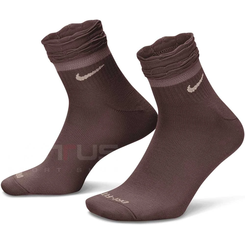 ДАМСКИ ЧОРАПИ NIKE EVERYDAY ANKLE 1PK - 144 КАФЯВИ - lotus-sport.bg