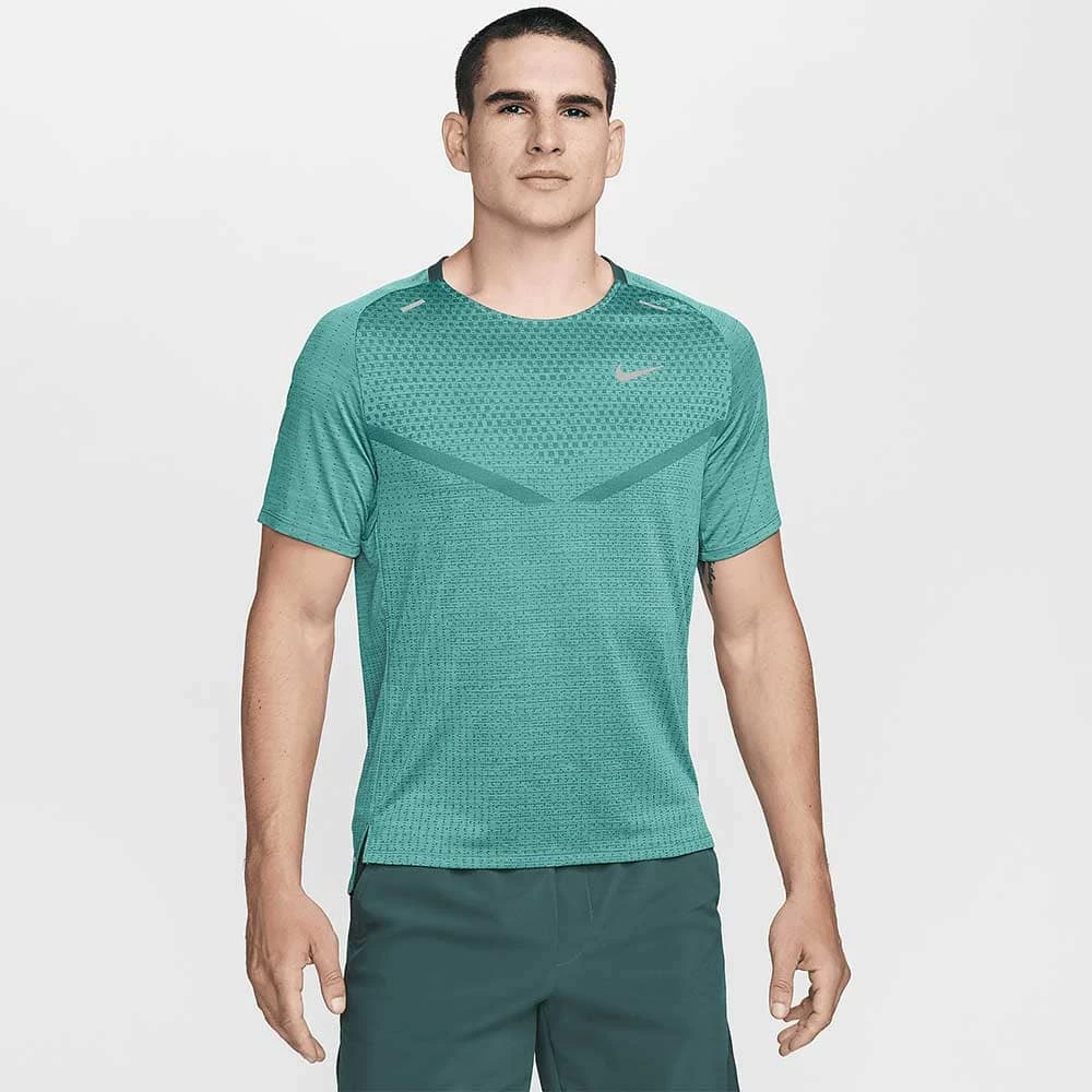 МЪЖКА ТЕНИСКА NIKE DF ADV TECHKNIT ULTRA SS ЗЕЛЕНА - lotus-sport.bg