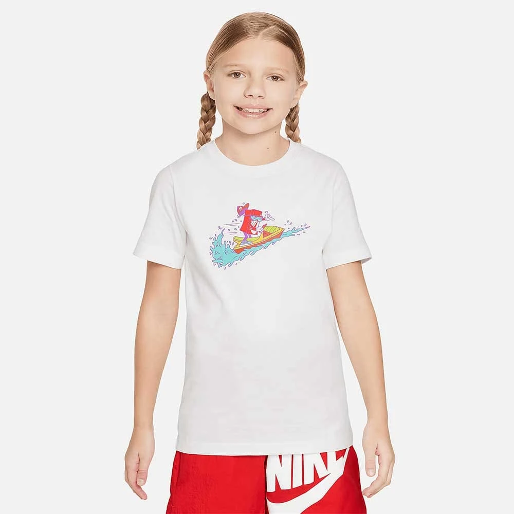 ДЕТСКА ТЕНИСКА ЗА МОМЧЕ NIKE NSW TEE BOXY 1 БЯЛА - lotus-sport.bg