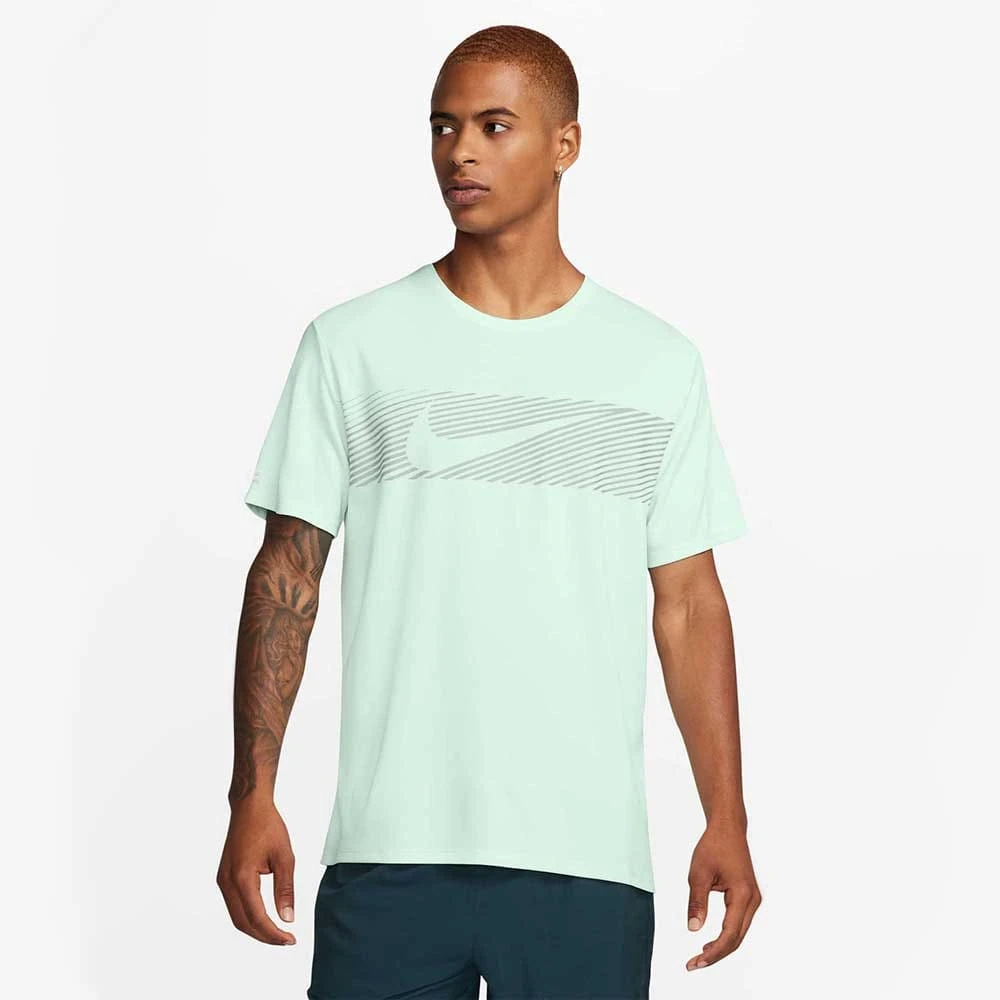 МЪЖКА ТЕНИСКА NIKE FLASH MILER TOP БЛЕДОЗЕЛЕНА - lotus-sport.bg