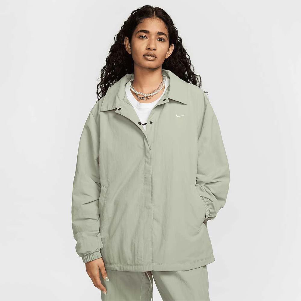 ДАМСКО ЯКЕ NIKE FV7560-370 NSW ESSTL WVN UV HBR CCH JKT ЗЕЛЕНО - lotus-sport.bg