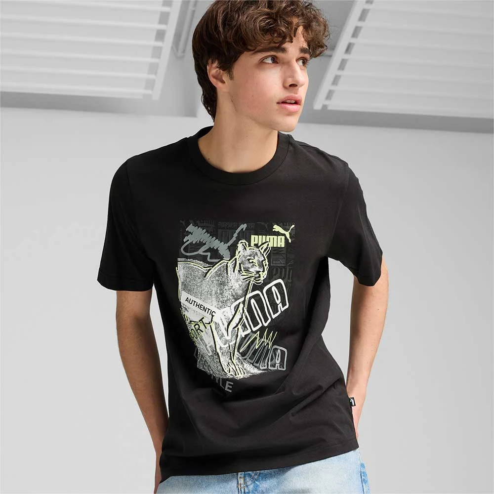 МЪЖКА ТЕНИСКА PUMA 68321301 GRAPHICS PHOTOPRINT TEE ЧЕРНА - lotus-sport.bg