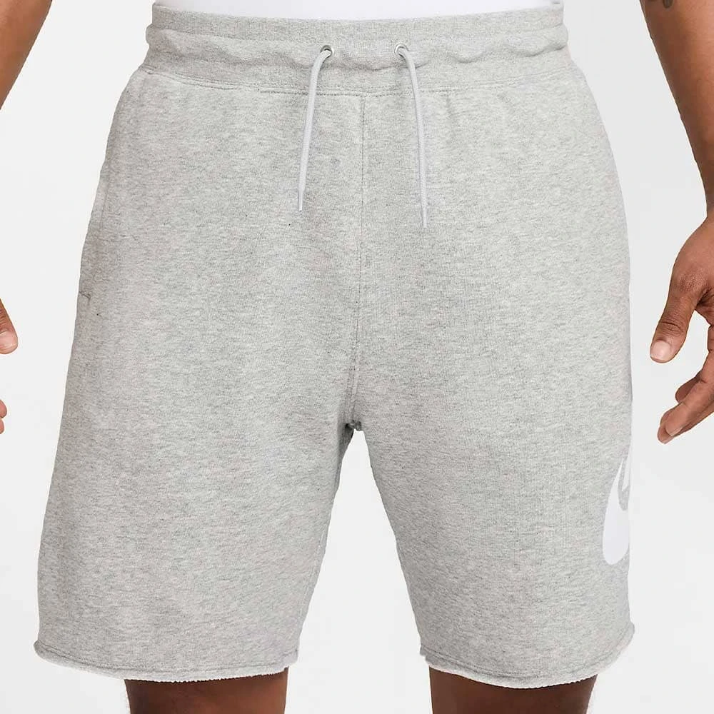 МЪЖКИ КЪСИ ПАНТАЛОНИ NIKE FQ4950-063 CLUB ALUMNI FT SHORT СИВИ - lotus-sport.bg