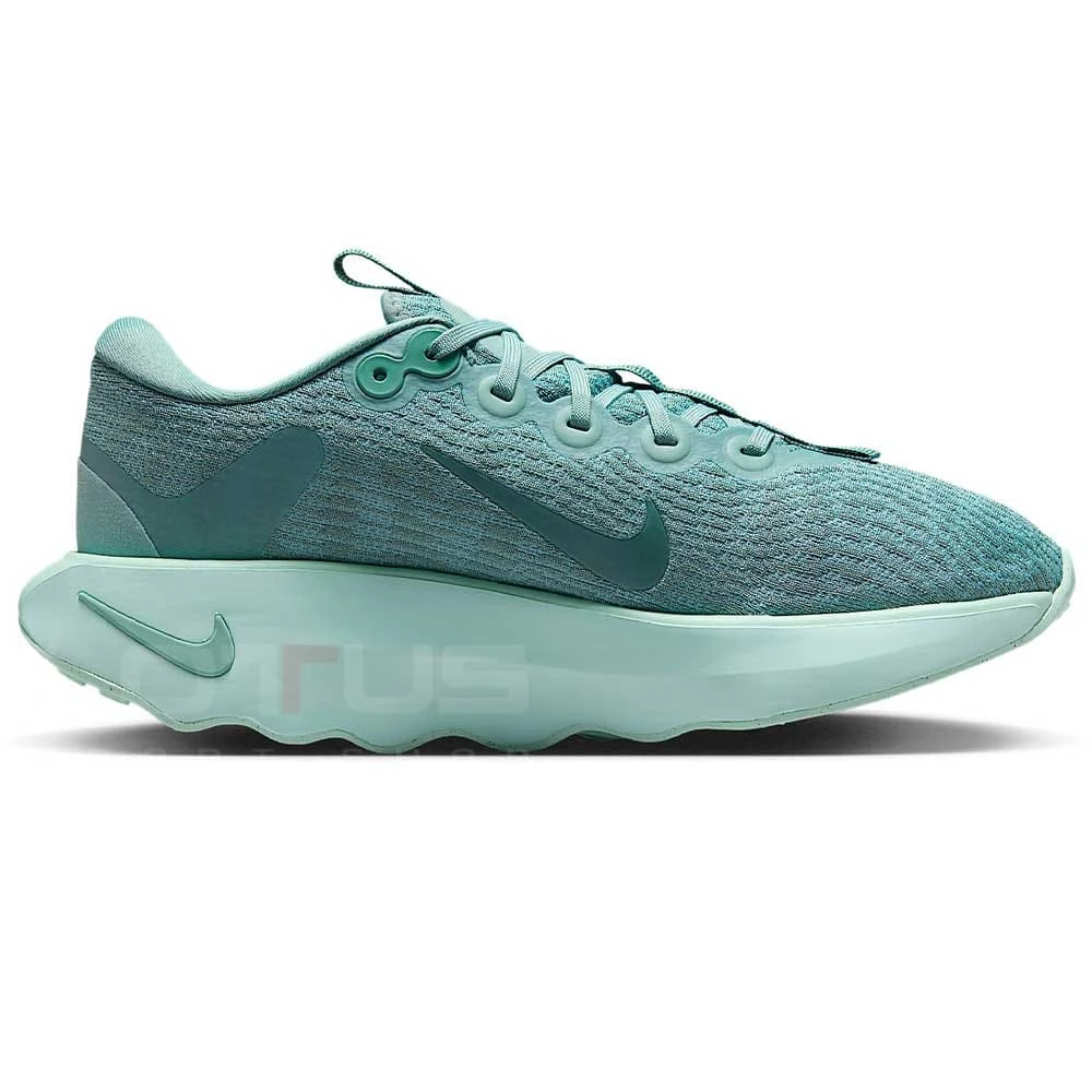 ДАМСКИ МАРАТОНКИ NIKE DV1238-011 MOTIVA ЗЕЛЕНИ - lotus-sport.bg