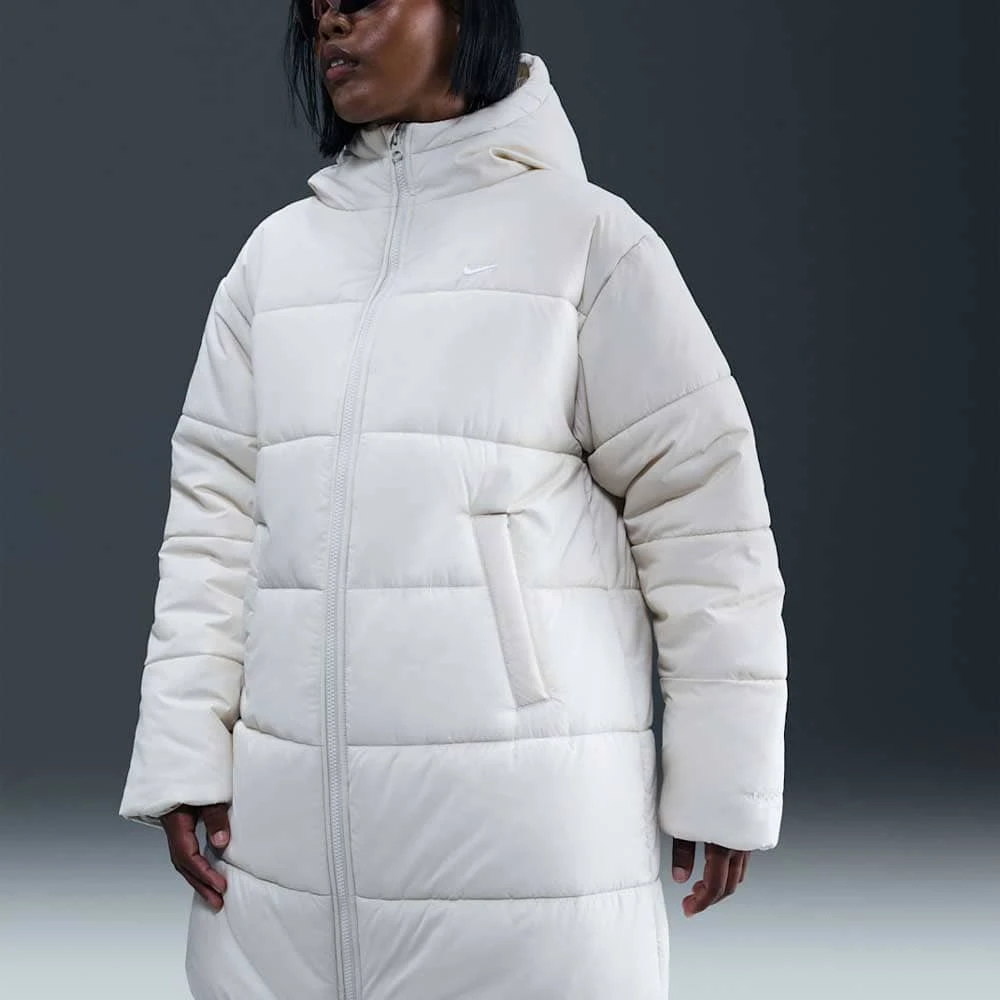 ДАМСКО ДЪЛГО ЯКЕ NIKE HV4912-072 NSW TF SNFL NK CLSC PRKA V2 БЕЖОВО - lotus-sport.bg