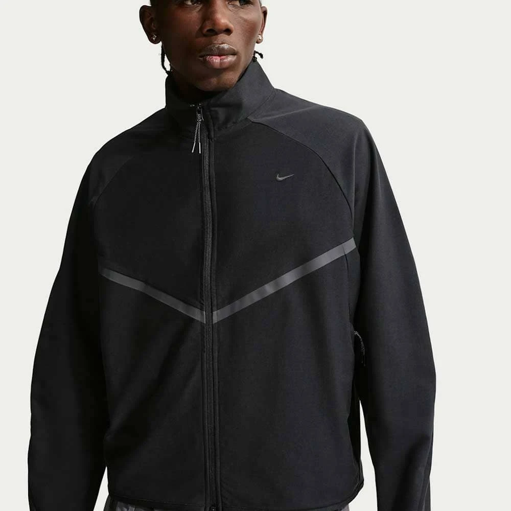 МЪЖКО ГОРНИЩЕ NIKE IM1335-010 TECH SHORI KNIT TRACK JKT ЧЕРНО - lotus-sport.bg