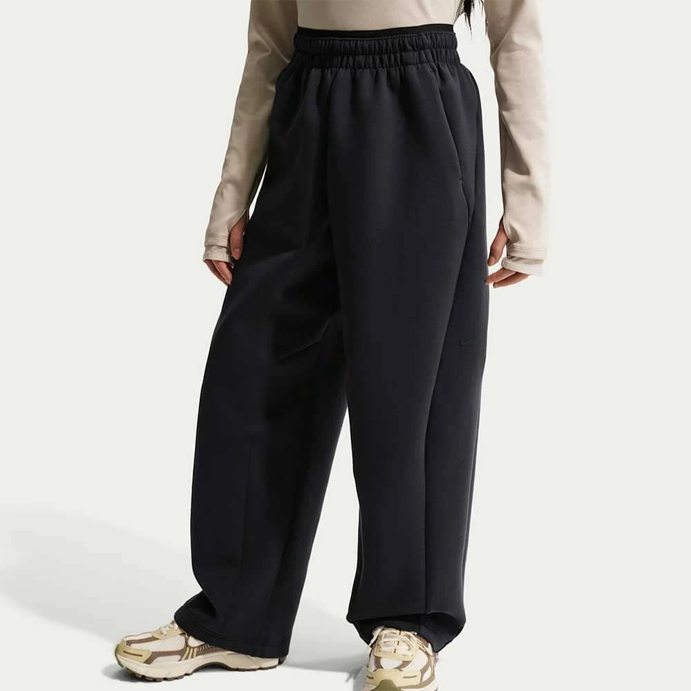 ДЕТСКО ДОЛНИЩЕ ЗА МОМИЧЕ NIKE IM1764-010 MAVN TF HR KNIT PANT ЧЕРНО - lotus-sport.bg