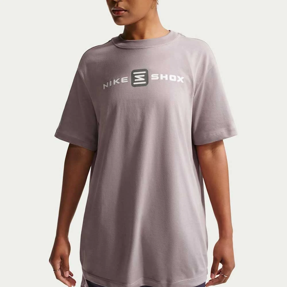 ДАМСКА ТЕНИСКА NIKE IQ6935-226 SHOX GRX TEE БЛЕДОЛИЛАВА - lotus-sport.bg