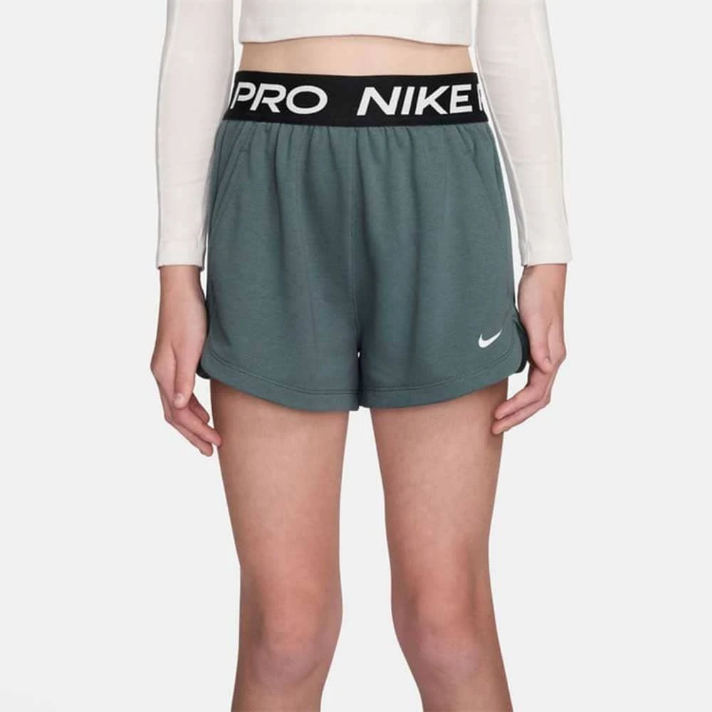 ДЕТСКИ КЪСИ ПАНТАЛОНИ ЗА МОМИЧЕ NIKE HQ9313-382 PRO DF FLC SHORT ЗЕЛЕНИ - lotus-sport.bg