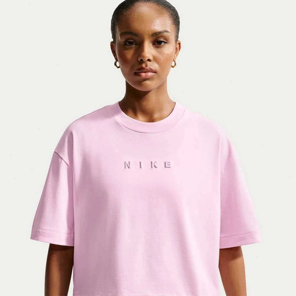 ДАМСКА ТЕНИСКА NIKE HV4955-663 NSW LUXE SS TEE BOXY РОЗОВА - lotus-sport.bg