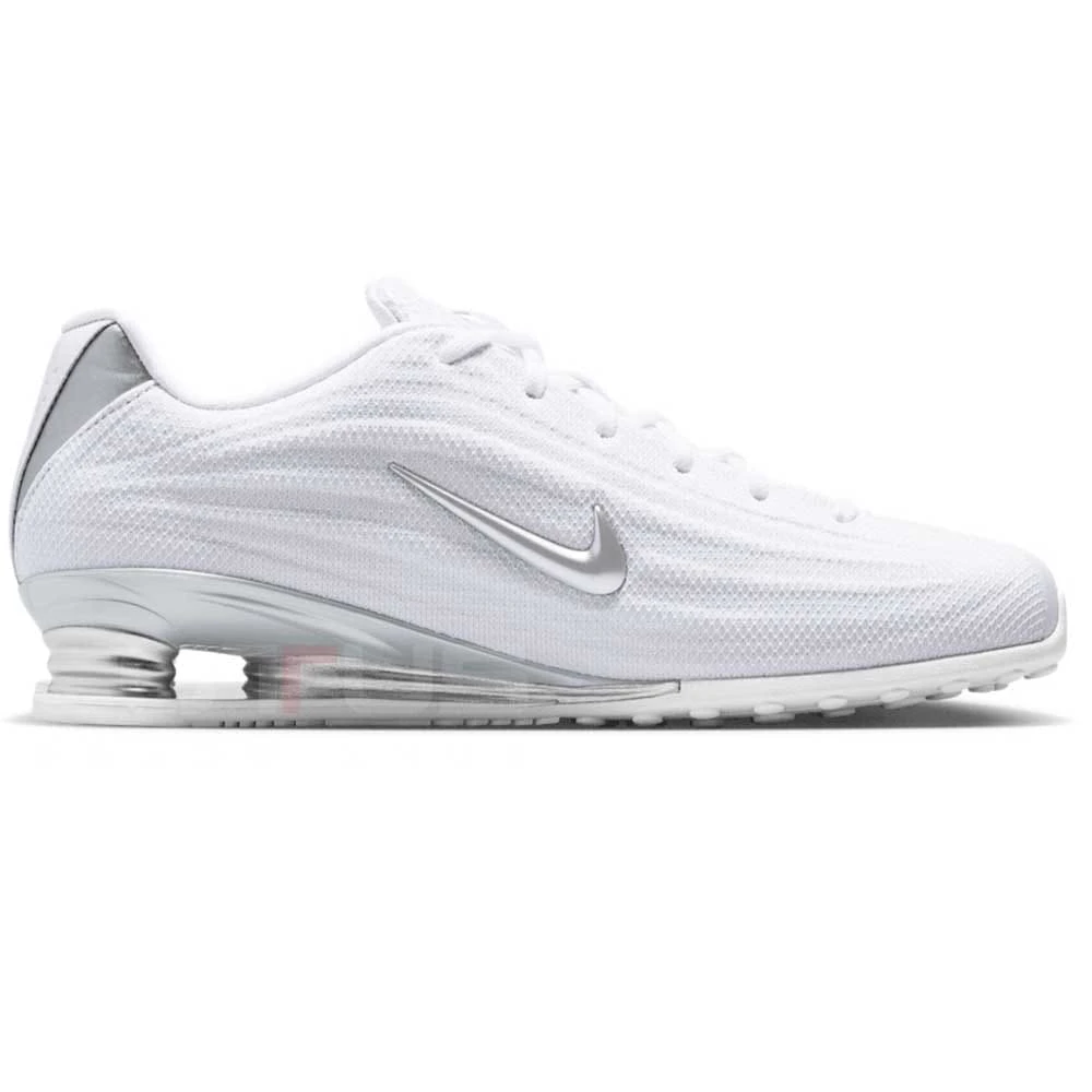 ДАМСКИ МАРАТОНКИ NIKE HQ7540-103 SHOX Z БЕЛИ - lotus-sport.bg
