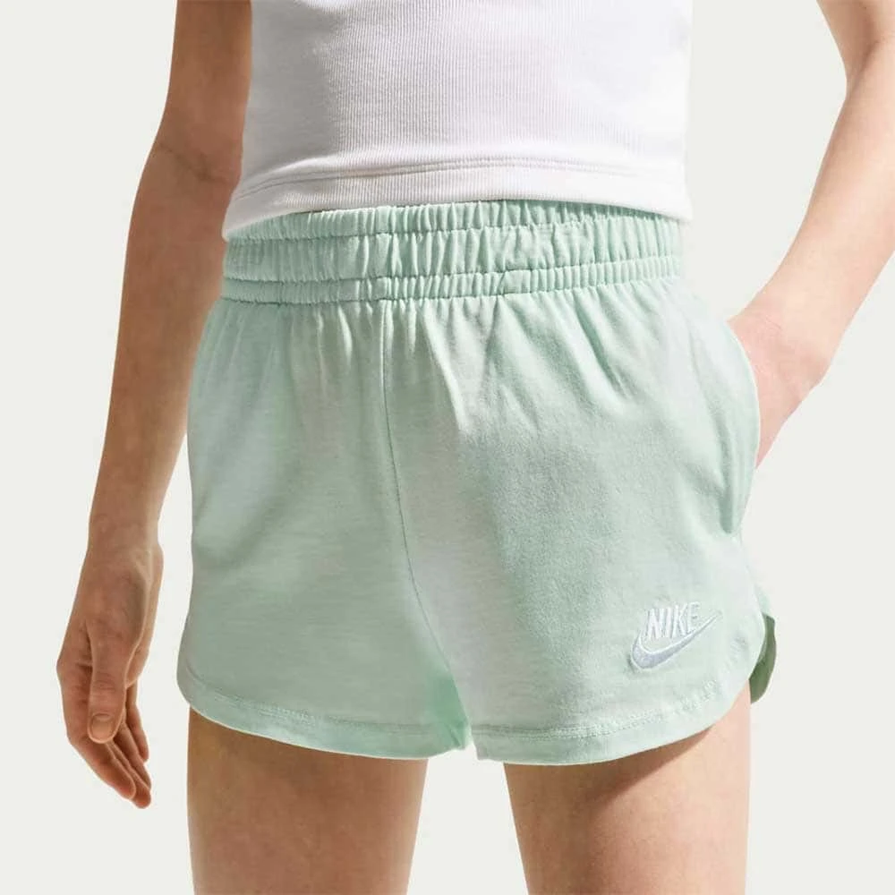 ДЕТСКИ КЪСИ ПАНТАЛОНИ ЗА МОМИЧЕ NIKE IF1726-394 NSW SHORT JSY БЛЕДОЗЕЛЕНИ - lotus-sport.bg
