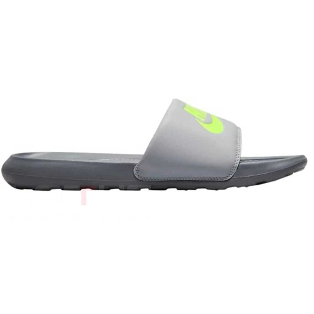 МЪЖКИ ЧЕХЛИ NIKE CN9675-011 VICTORI ONE SLIDE СИВИ - lotus-sport.bg
