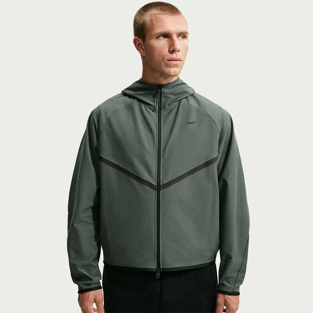 МЪЖКО ГОРНИЩЕ NIKE IF1345-303 TECH SHORI KNIT WR FZ JKT ЗЕЛЕНО - lotus-sport.bg