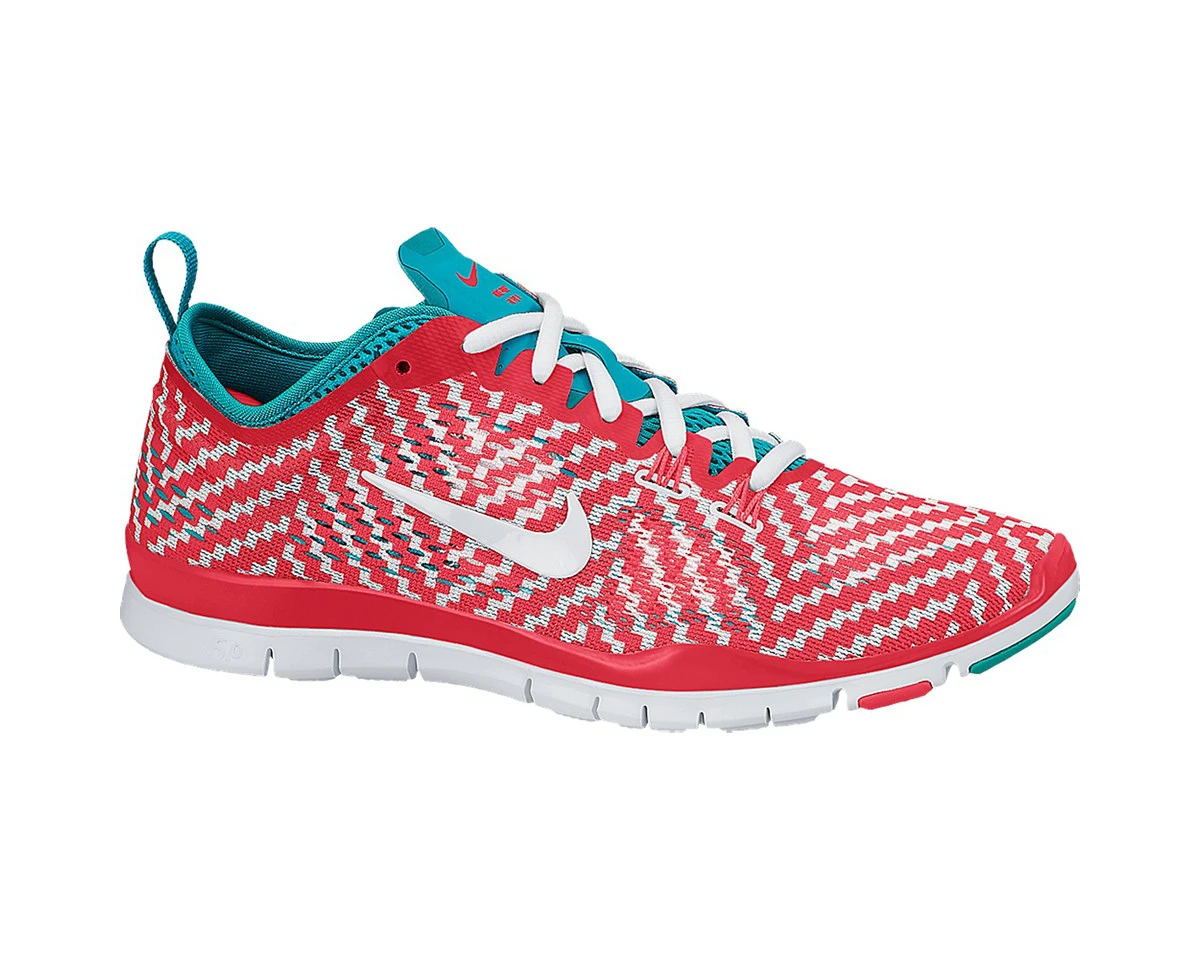 ДАМСКИ МАРАТОНКИ NIKE WMNS FREE 5.0 TR FIT 4 - lotus-sport.bg