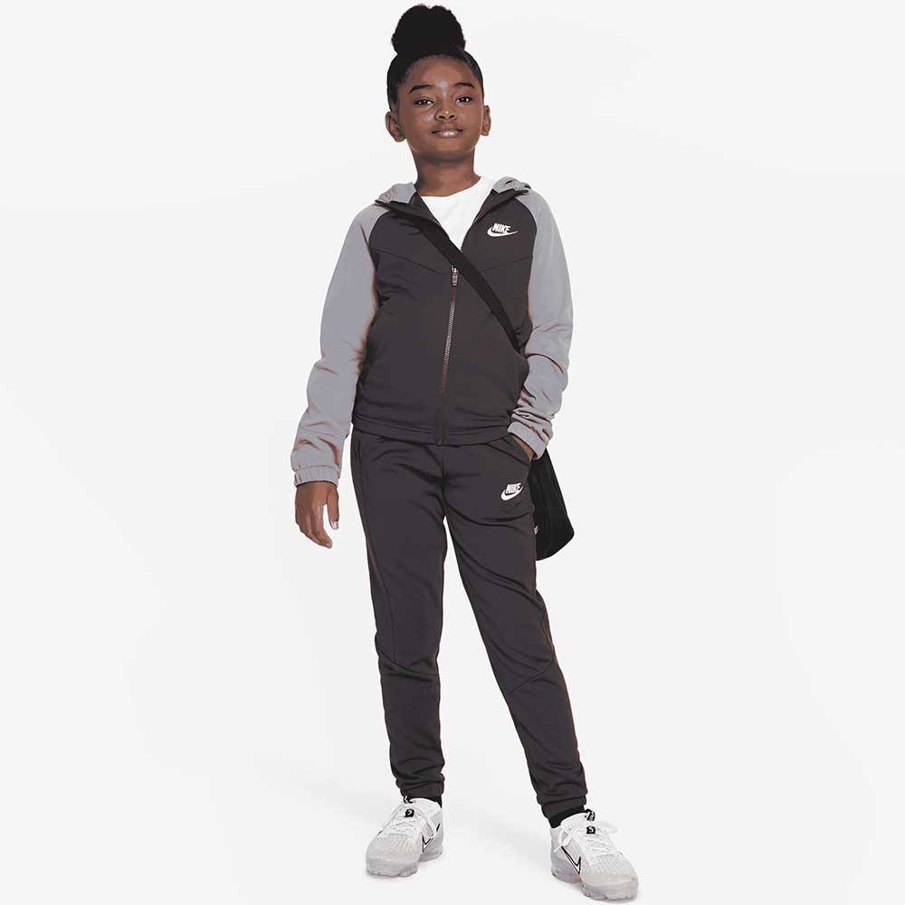 ДЕТСКИ СПОРТЕН ЕКИП ЗА МОМЧЕ NIKE NSW TRACKSUIT POLY HD FZ LBR GREY/ANTHRACITE - lotus-sport.bg