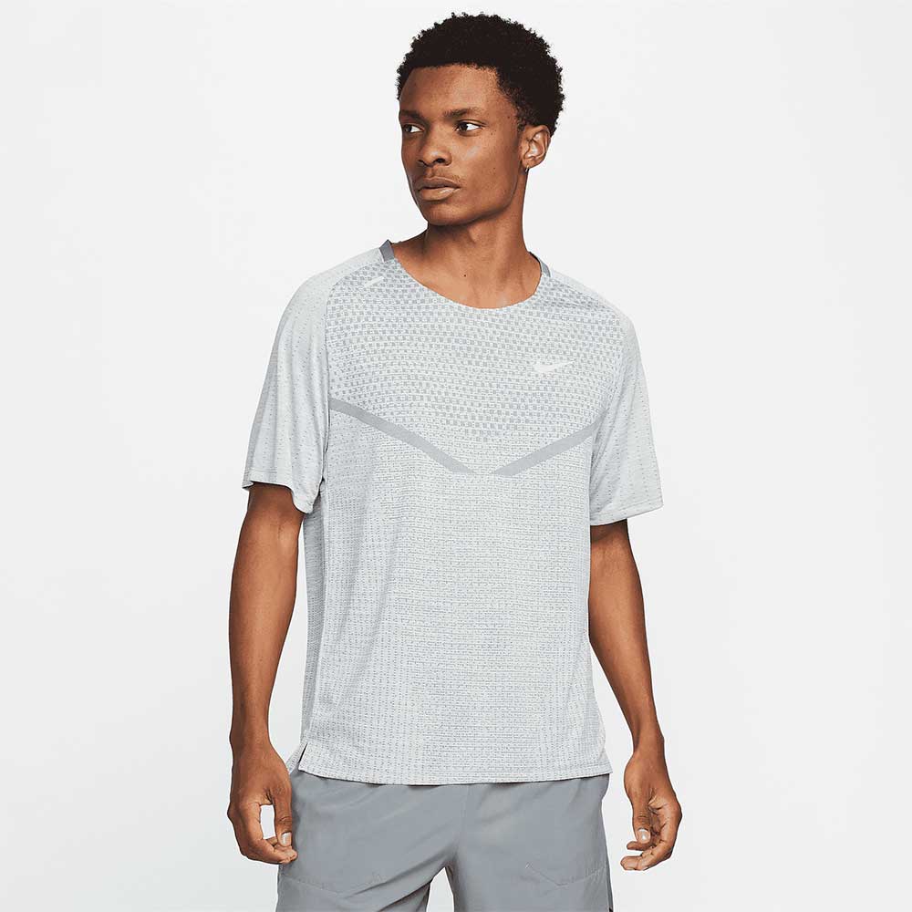 МЪЖКА ТЕНИСКА NIKE DF ADV TECHKNIT ULTRA SS СИВА - lotus-sport.bg