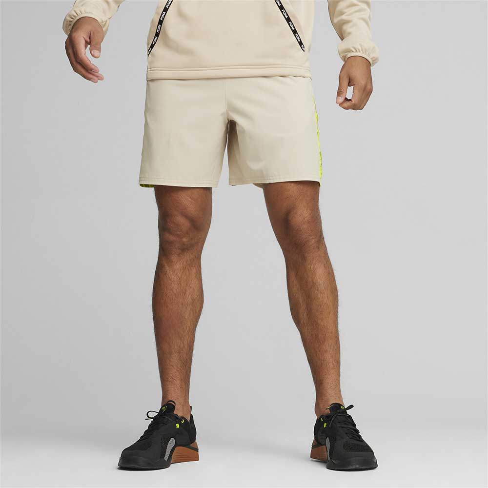 МЪЖКИ КЪСИ ПАНТАЛОНИ PUMA 52492990 FIT 7IN ULTRABREATHE STRETCH AOP SHORT БЕЖОВИ - lotus-sport.bg