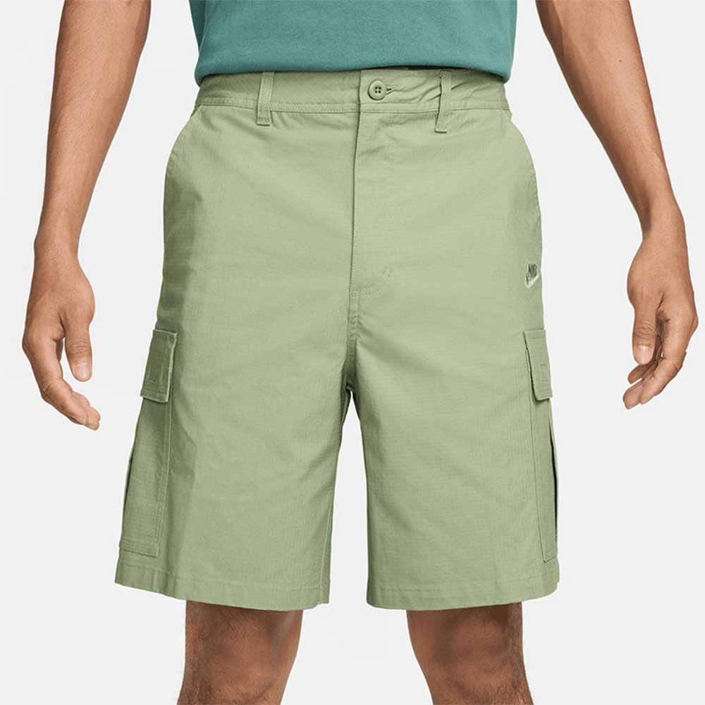 МЪЖКИ КЪСИ ПАНТАЛОНИ NIKE CLUB WVN CARGO SHORT ЗЕЛЕНИ - lotus-sport.bg