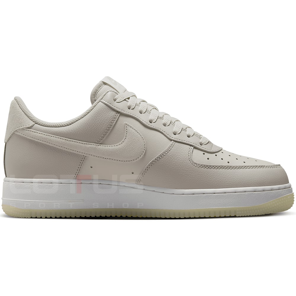МЪЖКИ ОБУВКИ NIKE AIR FORCE 1 '07 LV8 СВЕТЛОСИВИ/БЕЖОВИ - lotus-sport.bg