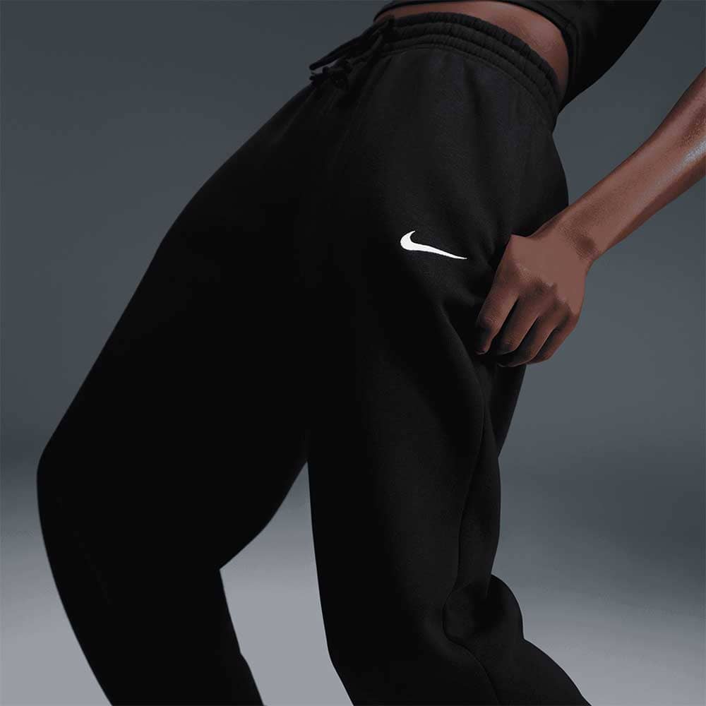 ДАМСКО ДОЛНИЩЕ NIKE FZ5996-010 NSW PHNX FLC HR OS PANT 2 ЧЕРНО - lotus-sport.bg