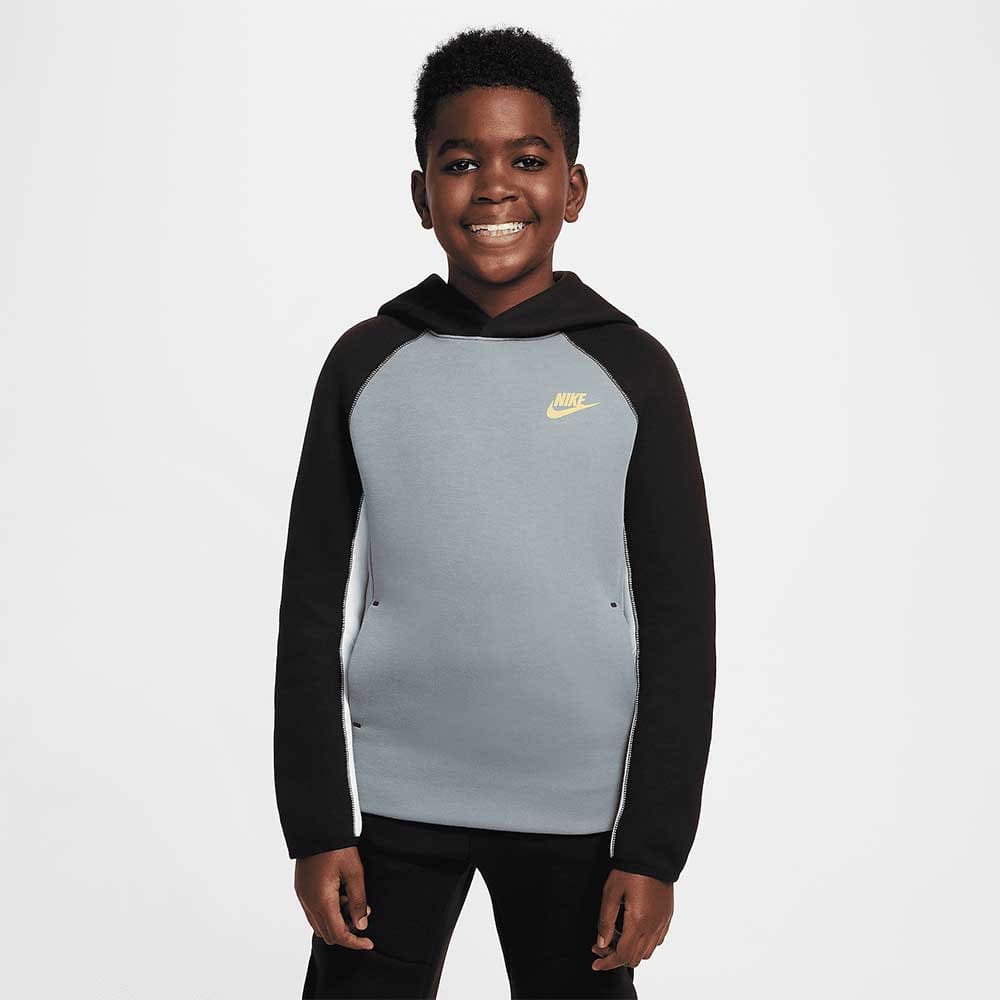 ДЕТСКИ СУИТШЪРТ ЗА МОМЧЕ NIKE FD3291-065 NSW TECH FLC PO HOODIE СИВ - lotus-sport.bg